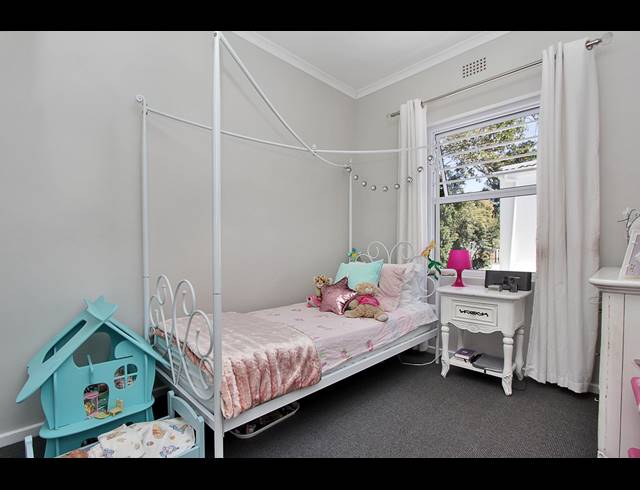 3 BEDROOM TOWNHOUSE RENTED IN KENILWORTH UPPER
